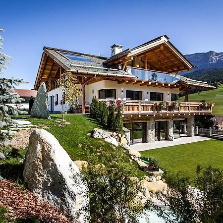 Chalet Stefan - Apartments ラ・ヴィッラ エクステリア 写真
