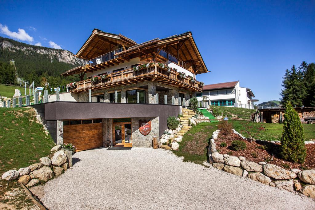 Chalet Stefan - Apartments ラ・ヴィッラ エクステリア 写真