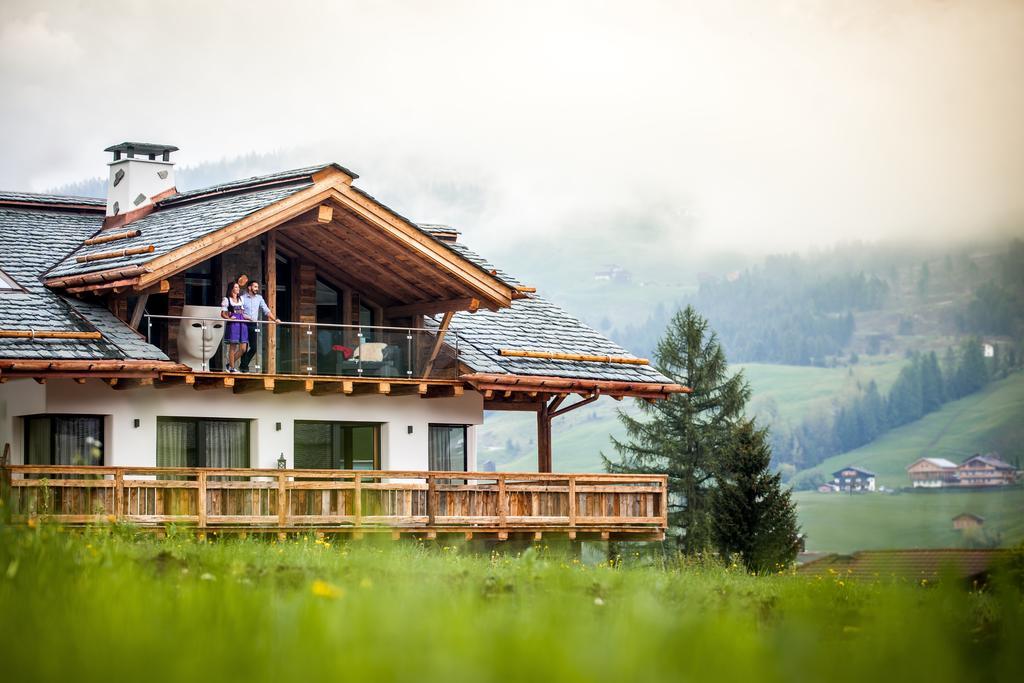 Chalet Stefan - Apartments ラ・ヴィッラ エクステリア 写真
